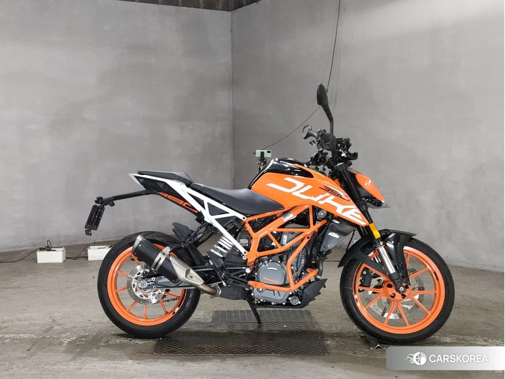 Проданный KTM 390 DUKE 2017 из Японии, фото 2