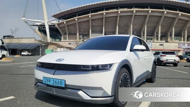 Hyundai Ionic 5 2022 Белый из Кореи