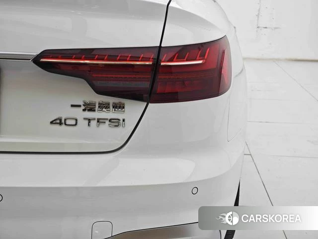 Audi A4L 2023 Белый из Китая