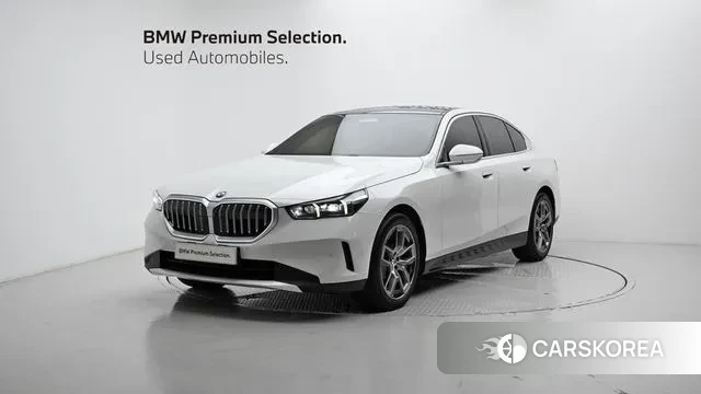 BMW 5 Series (G60) 2024 Белый из Кореи