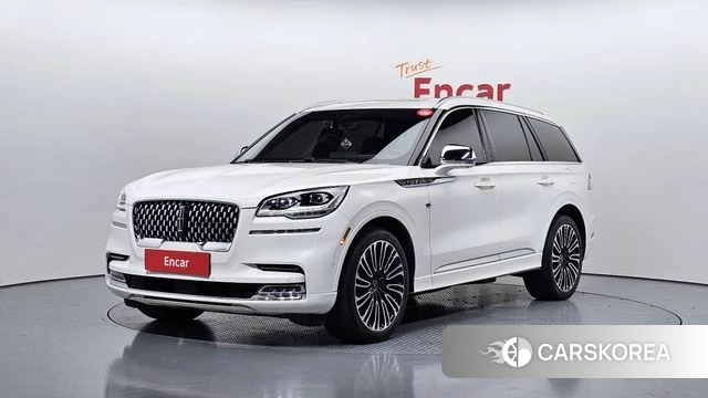 Lincoln Aviator 2nd generation 2021 Белый из Кореи