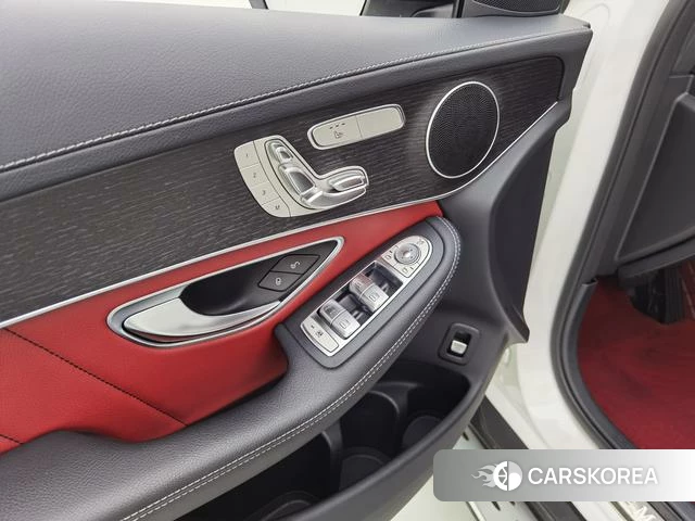 Mercedes-Benz GLC Coupe 2021 Белый из Китая