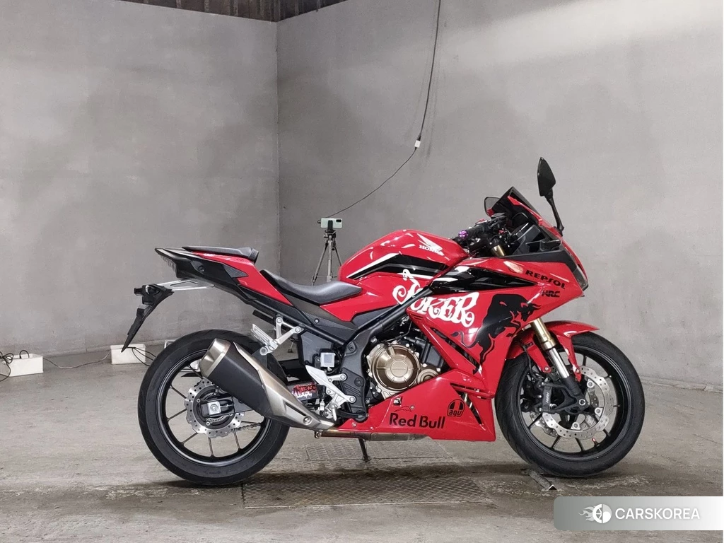 Проданный Honda CBR400R 2022 из Японии