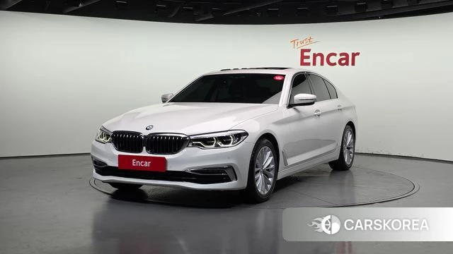 BMW 5 Series (G30) 2019 Белый из Кореи