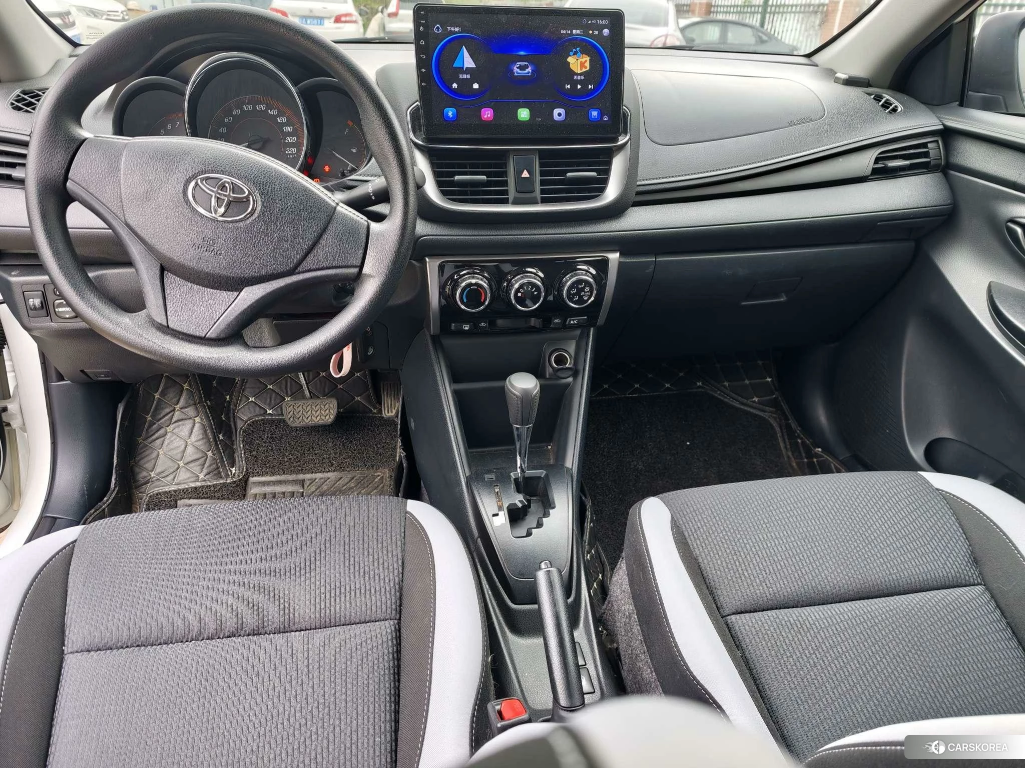 Toyota YARIS L Zhixuan 2021 Белый из Китая