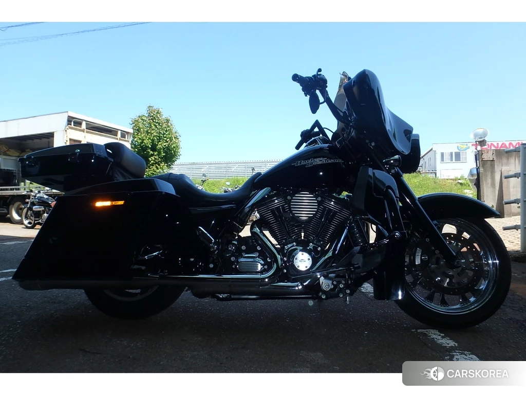 Проданный Harley-Davidson Street Glide FLHX1690 2013 из Японии, фото 2