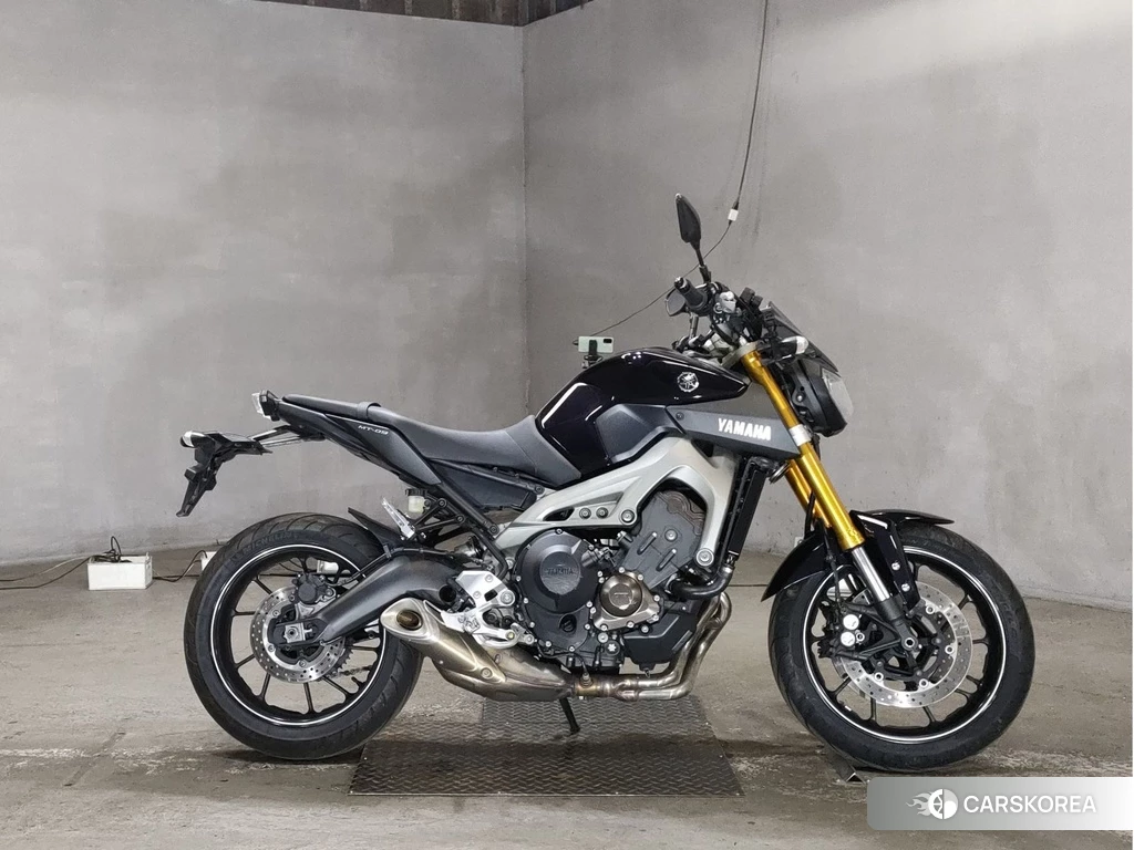 Проданный Yamaha MT-09 id 4176143 из Японии