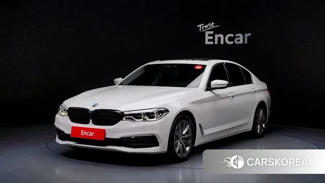 BMW 5 Series (G30) 2019 Белый из Кореи