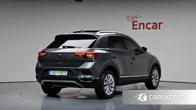 Volkswagen T-Roc 2021 Серый из Кореи