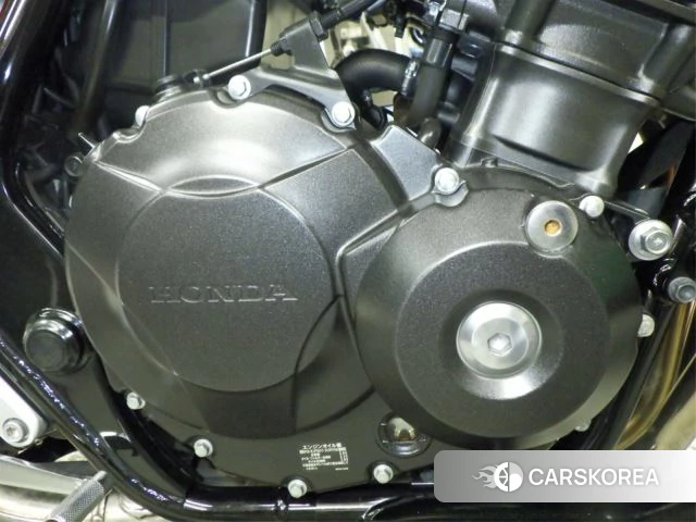 Engine photo