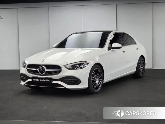 Mercedes-Benz C-Class W206 2024 Белый из Кореи