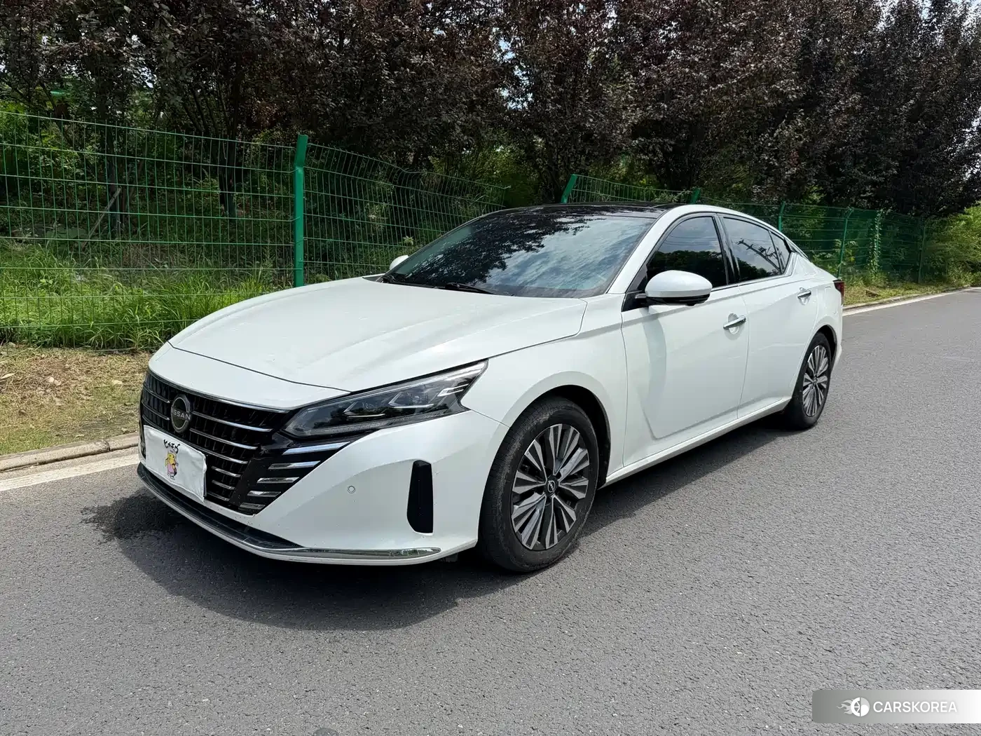 Nissan Altima 2023 Белый из Китая, фото 2
