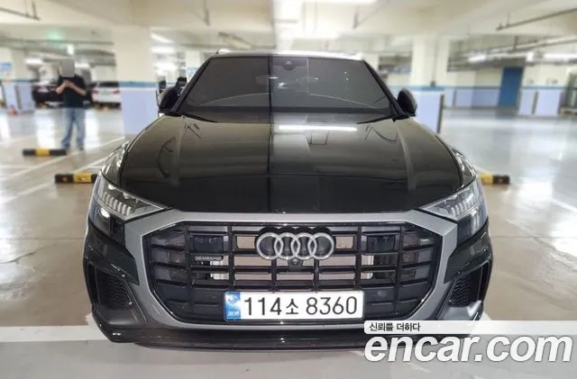 Audi Q8 (4M) 2022 Черный из Кореи