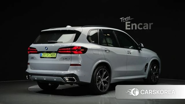 BMW X5 (G05) 2026 Серебристо-серый из Кореи
