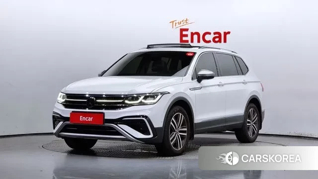 Volkswagen Tiguan Allspace 2022 Белый из Кореи