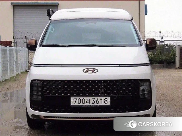 Hyundai Staria 2024 Белый из Кореи