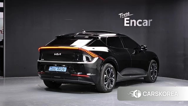 Kia EV6 2023 Черный из Кореи