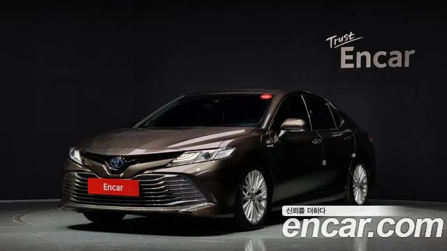 Toyota Camry (XV70) 2019 Коричневый из Кореи