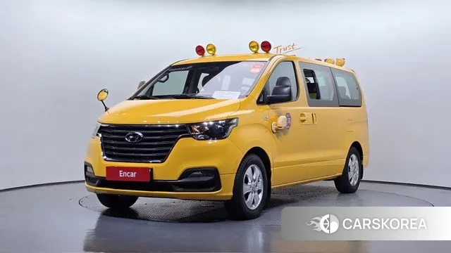 Hyundai The New Grand Starex 2019 Желтый из Кореи
