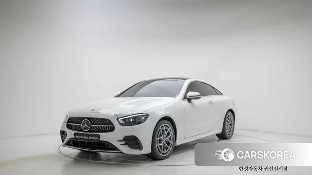 Mercedes-Benz E-Class W213 2023 Белый из Кореи