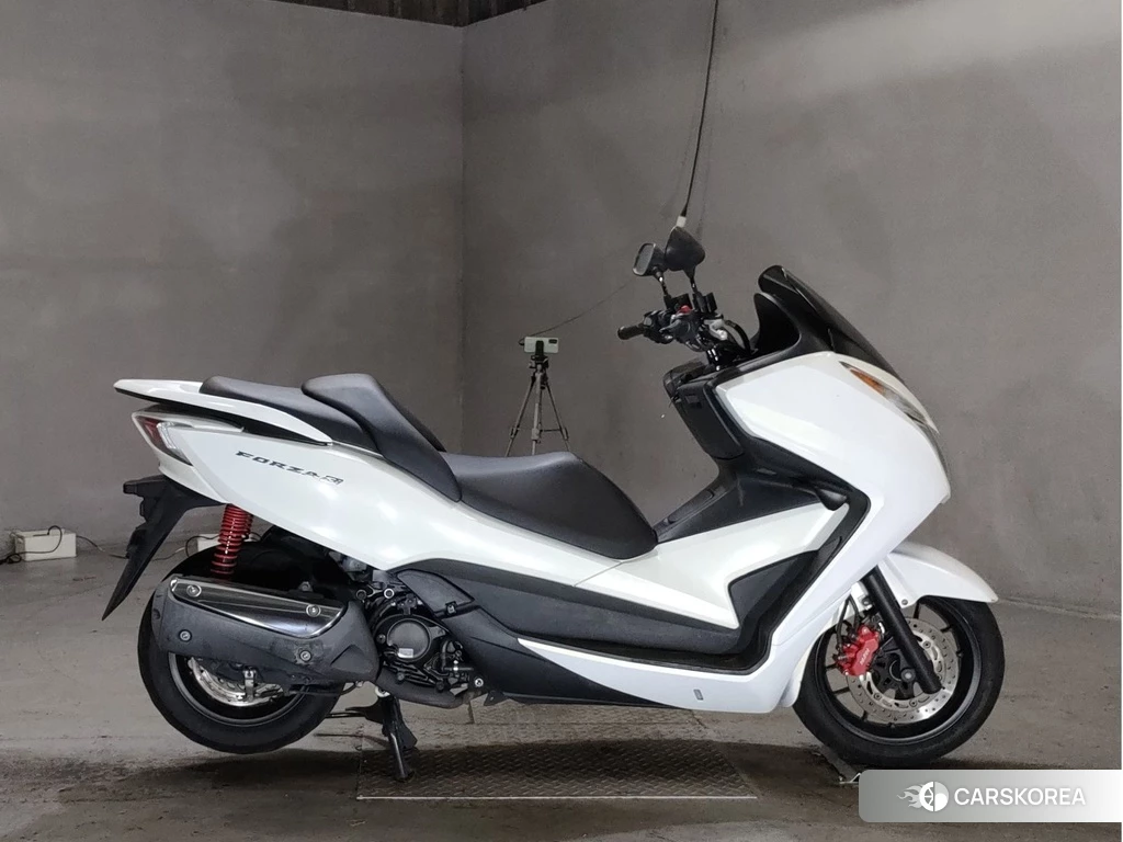 Проданный Honda FORZA 2013 из Японии, фото 2