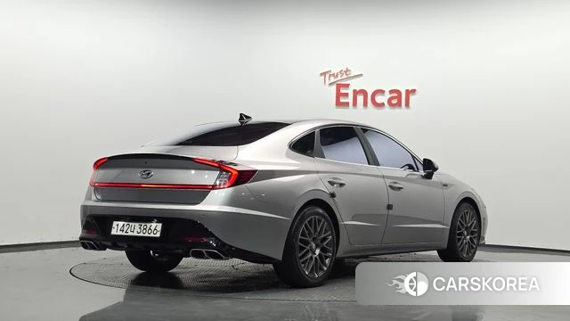 Hyundai Sonata Hybrid (DN8) 2020 Серебряный из Кореи