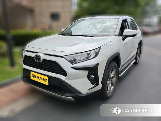 Toyota RAV4 Rongfang 2022 Белый из Китая