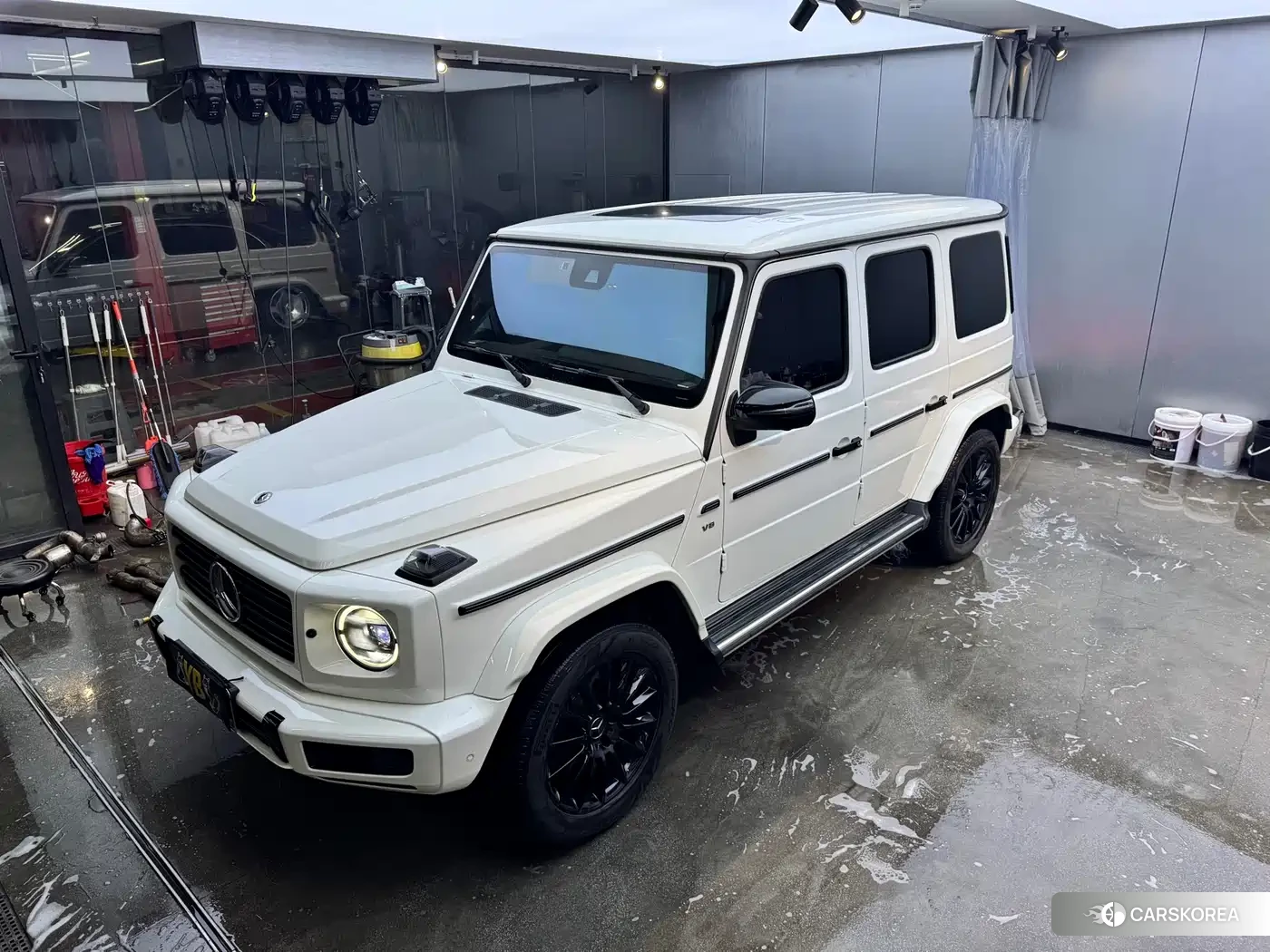 Mercedes-Benz G-Class 2023 Белый из Китая
