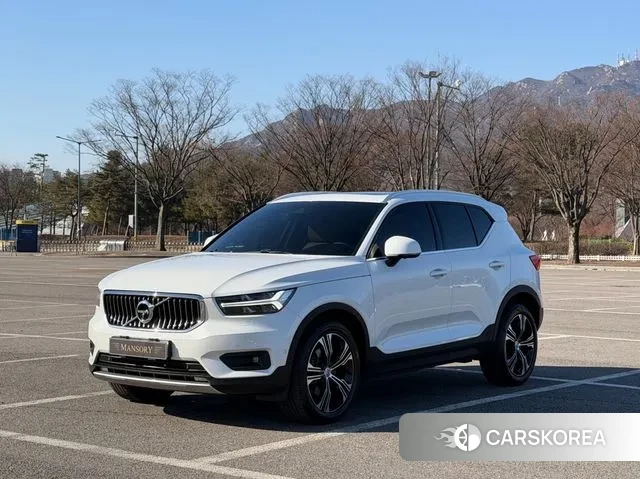 Volvo XC40 2020 Белый из Кореи