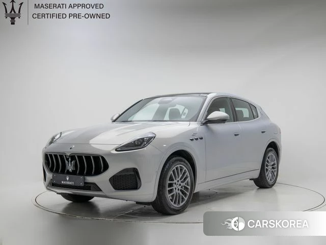 Maserati Grecale 2024 Светло-серебряный цвет из Кореи