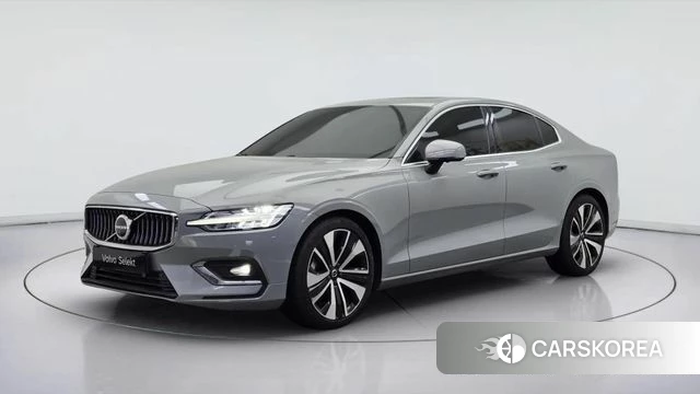 Volvo S60 3rd generation 2023 Серый из Кореи