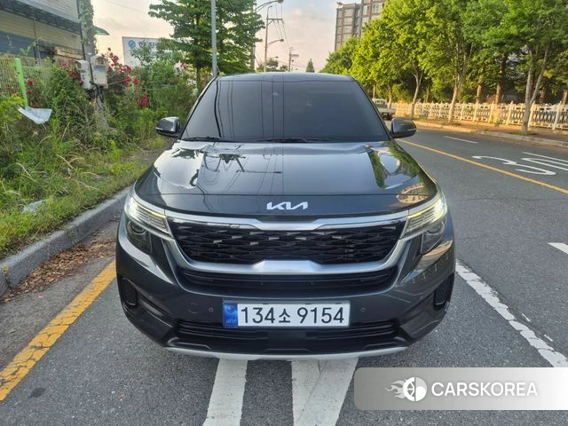 Kia Seltos 2022 Серый из Кореи