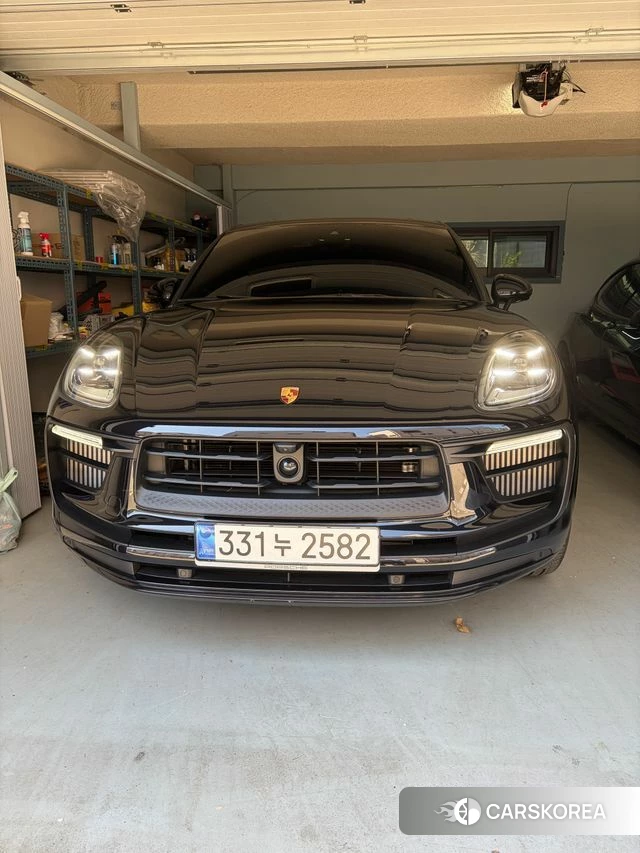 Porsche Macan 2022 Черный из Кореи