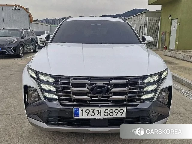 Hyundai The New Tucson Hybrid (NX4) 2024 Жемчужный цвет из Кореи