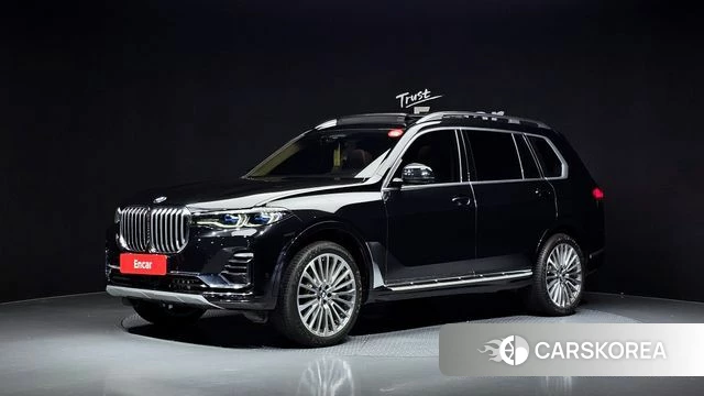 BMW X7 (G07) 2022 Черный из Кореи