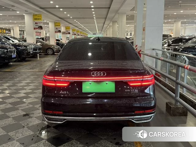 Audi A8 2021 Черный из Китая
