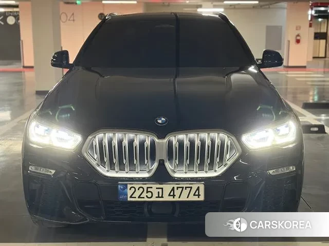 BMW X6 (G06) 2021 Черный из Кореи