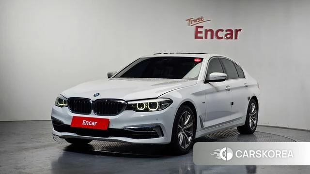 BMW 5 Series (G30) 2018 Белый из Кореи