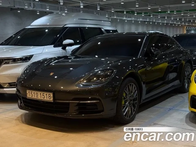 Porsche Panamera (971) 2018 Серый из Кореи