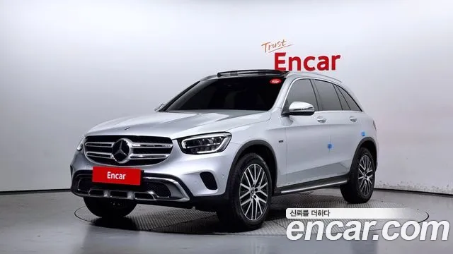 Mercedes-Benz GLC-Class X253 2020 Серебристо-серый из Кореи