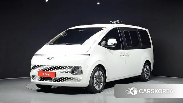 Hyundai Staria 2023 Белый из Кореи