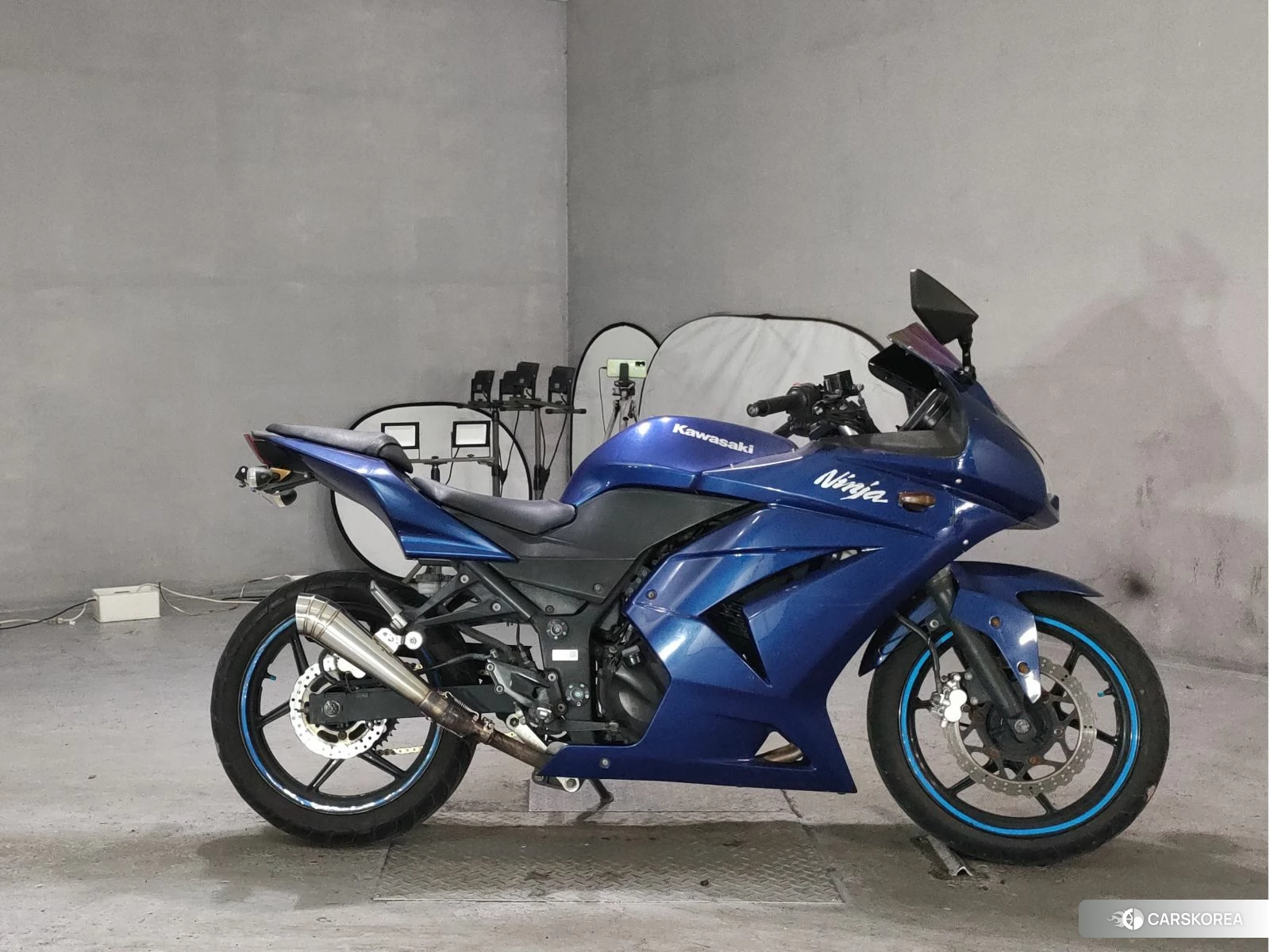 Kawasaki NINJA 250R 2011 из Японии, фото 3