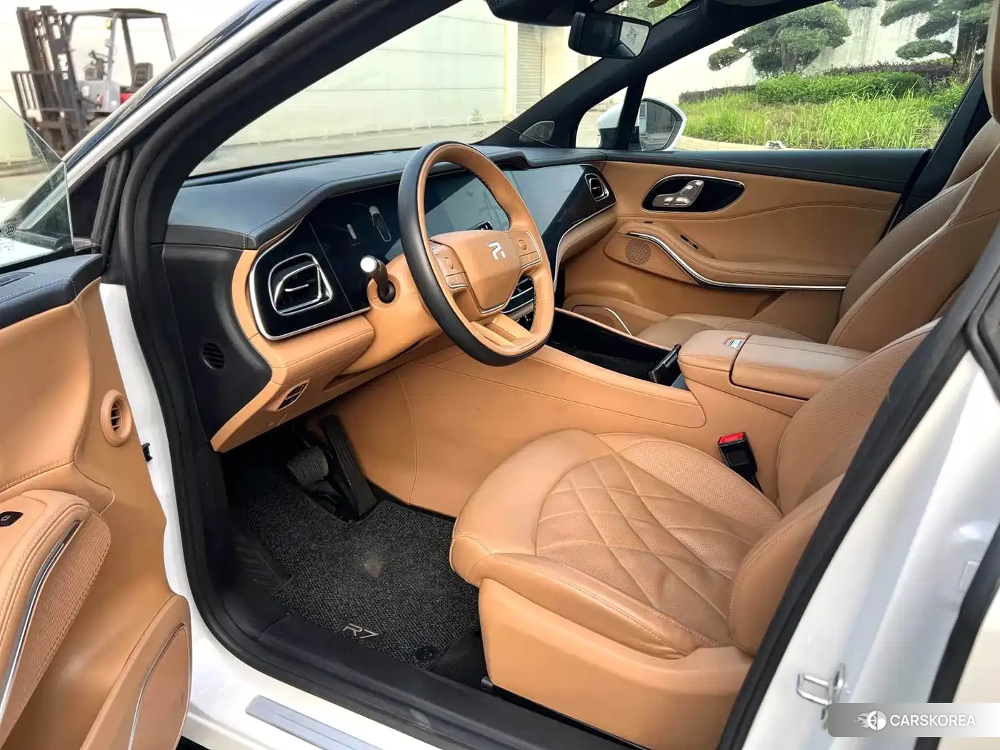 Roewe Feifan R7 2023 Белый из Китая