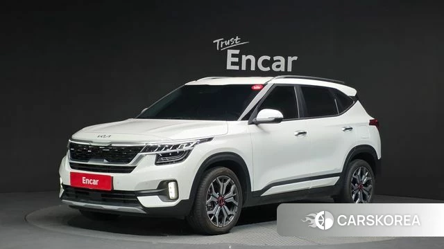 Kia Seltos 2022 Белый из Кореи