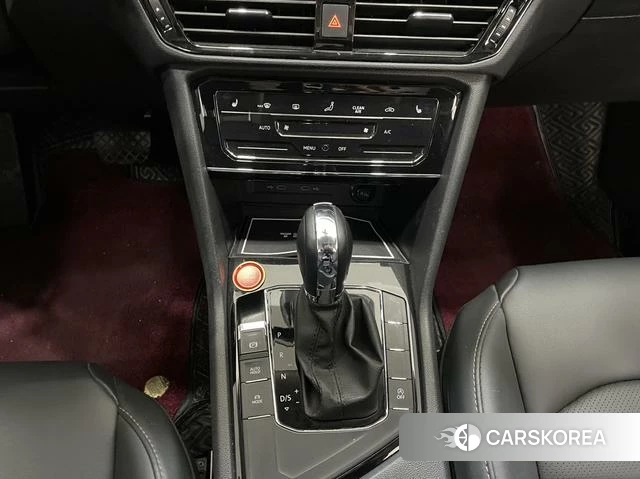 Volkswagen Tuyue 2023 Белый из Китая