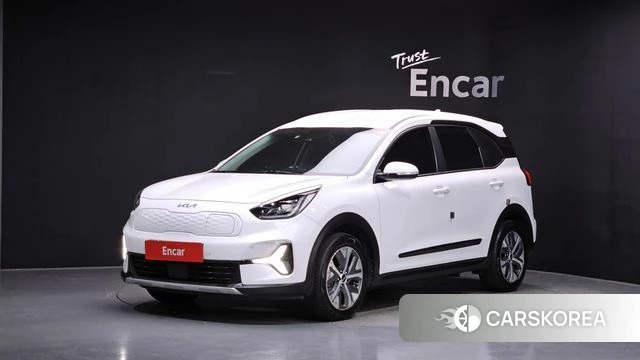 Kia Niro Plus 2022 Белый из Кореи