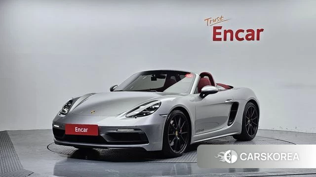 Porsche 718 Boxster 2021 Серебристо-серый из Кореи