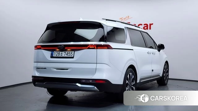 Kia Carnival 4th generation 2021 Белый из Кореи