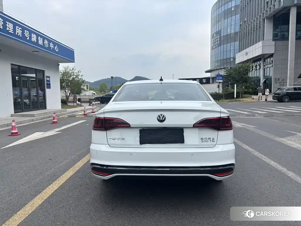Volkswagen Bora 2024 Белый из Китая