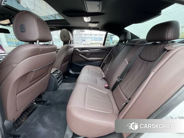 BMW 5 series 2021 Белый из Китая